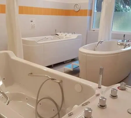 Siloam Gyogyaszati Es Konferencia Kozpont Bed & Breakfast *